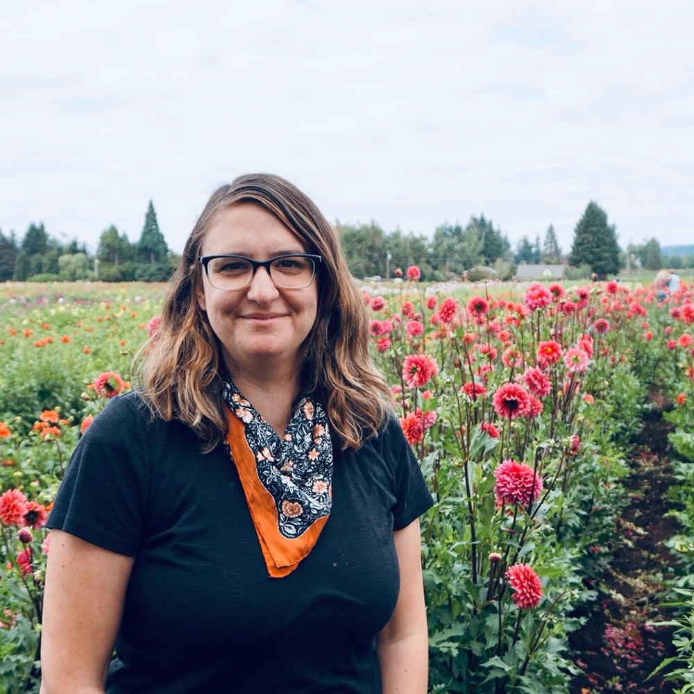 Meet your Posher, Elena